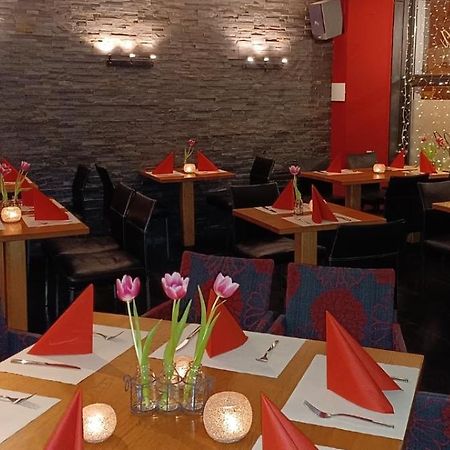 Hotel-Restaurant Le Lion D'Or Porrentruy Eksteriør billede