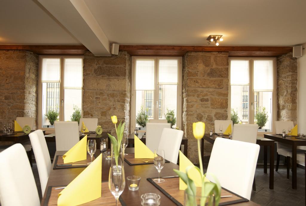 Hotel-Restaurant Le Lion D'Or Porrentruy Eksteriør billede